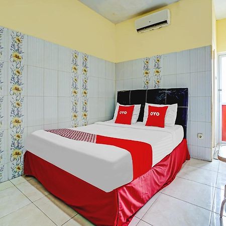 Oyo 90238 Hotel Nusantara Cirebon Zewnętrze zdjęcie
