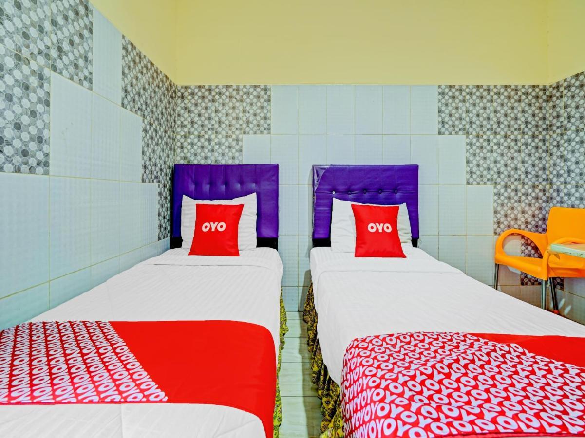 Oyo 90238 Hotel Nusantara Cirebon Zewnętrze zdjęcie