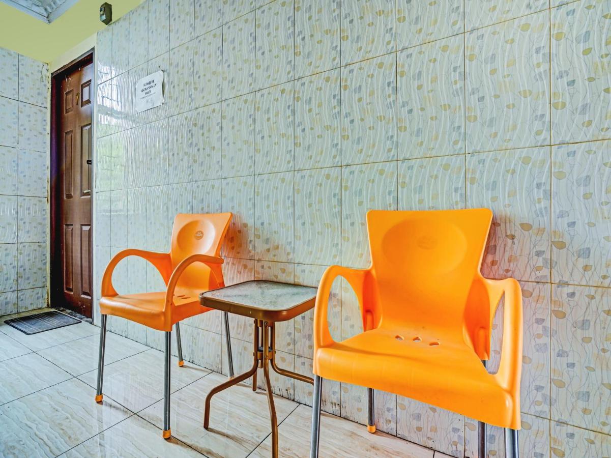 Oyo 90238 Hotel Nusantara Cirebon Zewnętrze zdjęcie