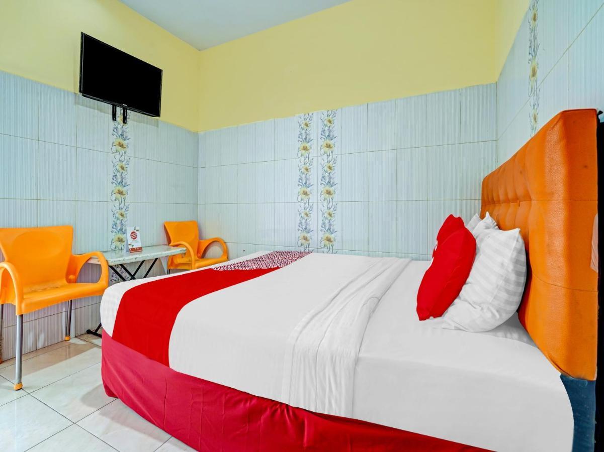 Oyo 90238 Hotel Nusantara Cirebon Zewnętrze zdjęcie