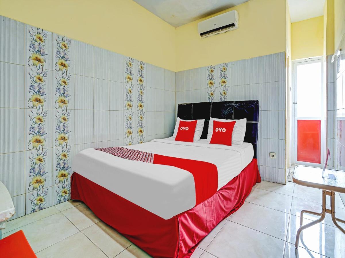 Oyo 90238 Hotel Nusantara Cirebon Zewnętrze zdjęcie